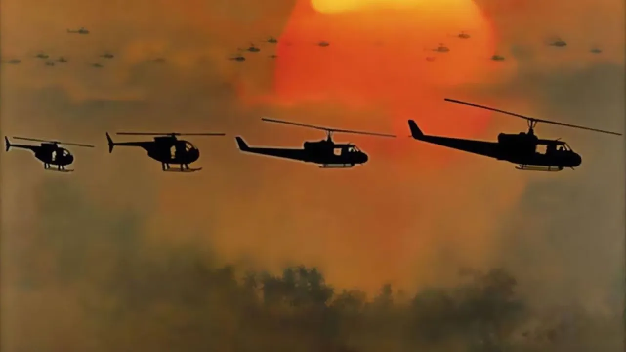 'Apocalypse Now': Hélices, pintura y locura — el insólito reto de repintar helicópteros cada día durante el rodaje