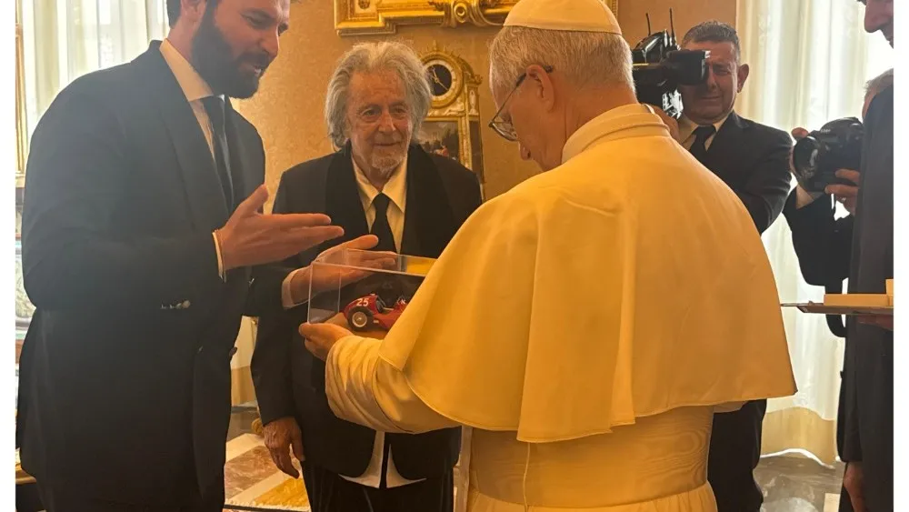 Histórico encuentro: Al Pacino se reúne en exclusiva con el papa estadounidense Leo XIV