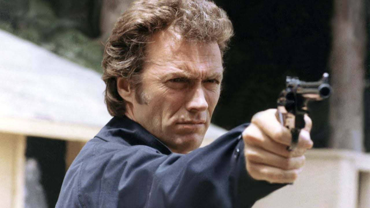 La cinta de acción con Clint Eastwood que arrasó en taquilla y desató tensiones detrás de cámaras se emite hoy en TV