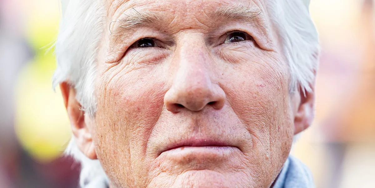 Richard Gere desafía la autenticidad de Hollywood: «Lo que ves no siempre es real»
